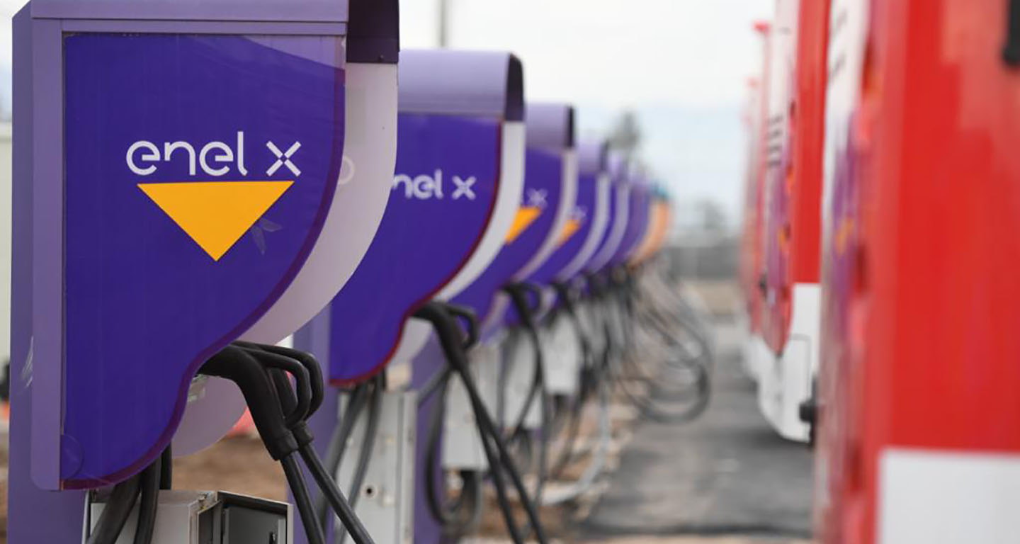 Electric buses at Enel X charging stations
