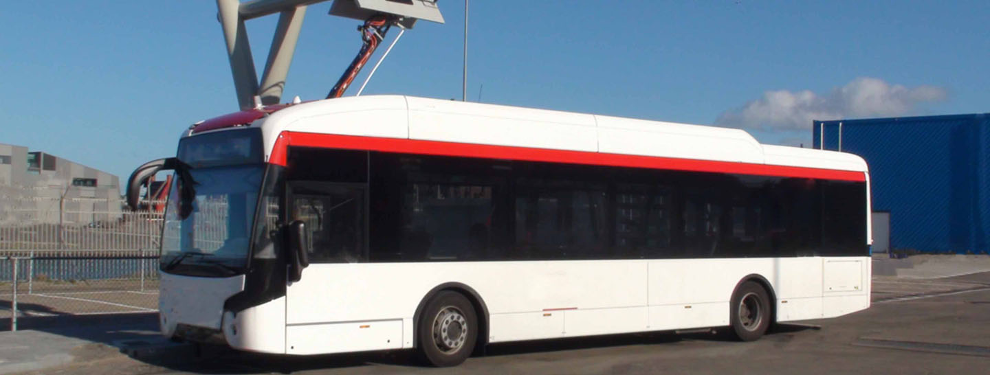 Electric transit bus