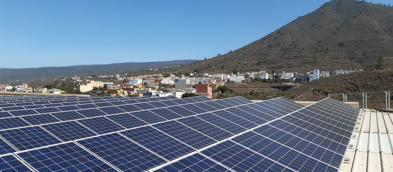 Endesa X instala en la cooperativa Guía de Isora una planta fotovoltaica